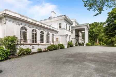 553 Bellevue Avenue 14, Newport, RI 02840, USA