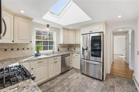 150 Mill Cove Road, 워릭, 로드아일랜드 02889, 미국