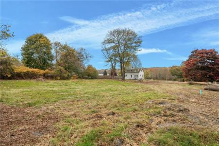 625 North Main Road, Jamestown, Rhode Island 02835, USA