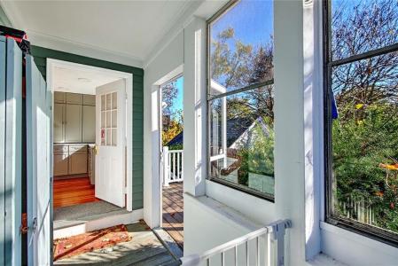 93 Narragansett Avenue, East Providence, 로드아일랜드 02915, 미국