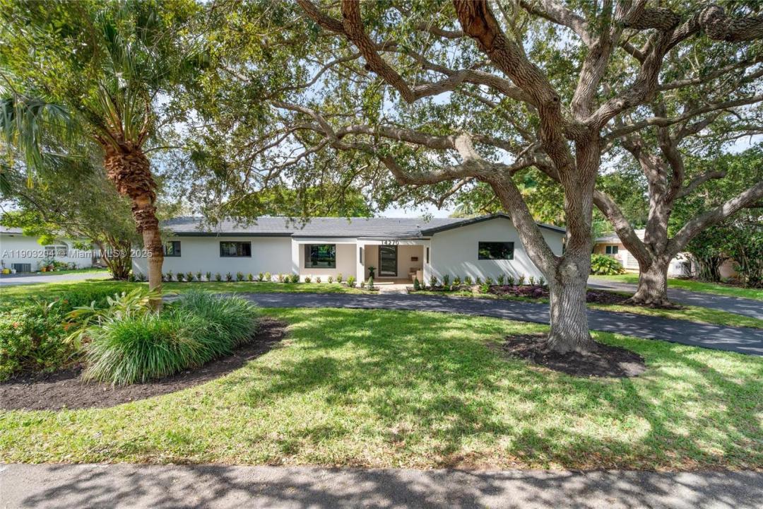 14270 SW 73rd Ave, Palmetto Bay, Florida 33158