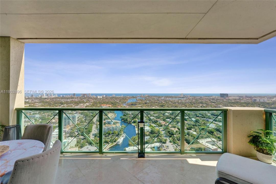 411 N New River Dr E 3703, Fort Lauderdale, Florida 33301, Stati Uniti