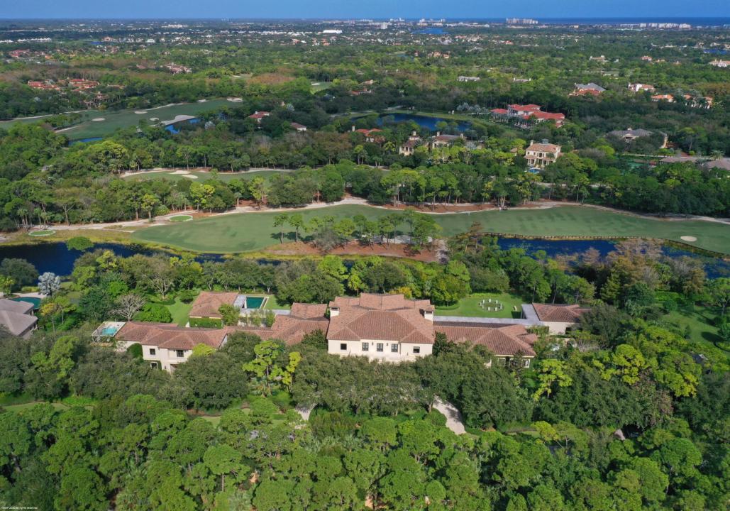 118 Bears Club Drive, Jupiter, Florida 33477