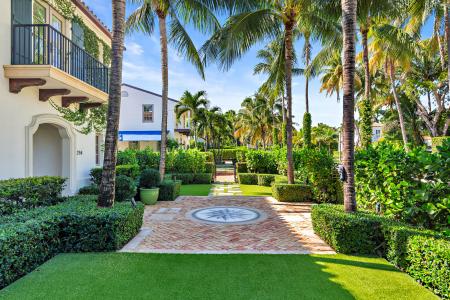 256/262 Cordova Road, West Palm Beach, Florida 33401