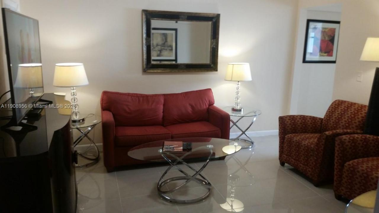 1719 Lincoln St 2 All Utilities Included, Hollywood, Florida 33020, HOA KỲ