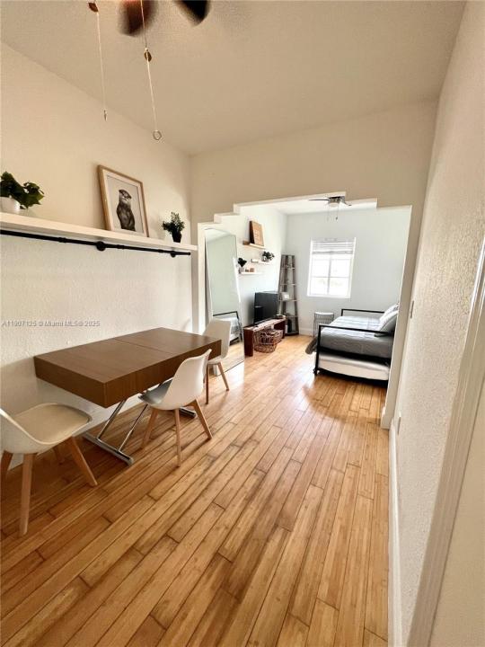8415 Harding Ave 14, Miami Beach, فلوريدا 33141, الولايات المتحدة
