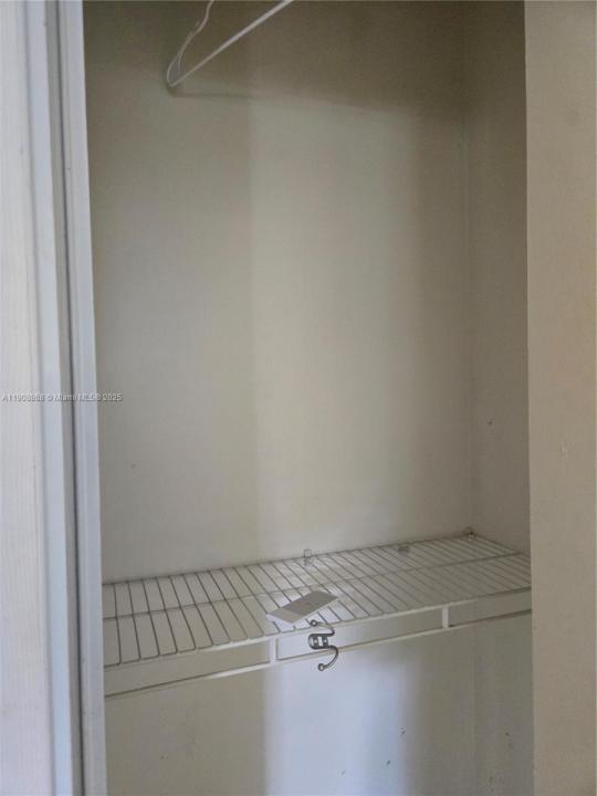 North Miami Beach, Florida 33162