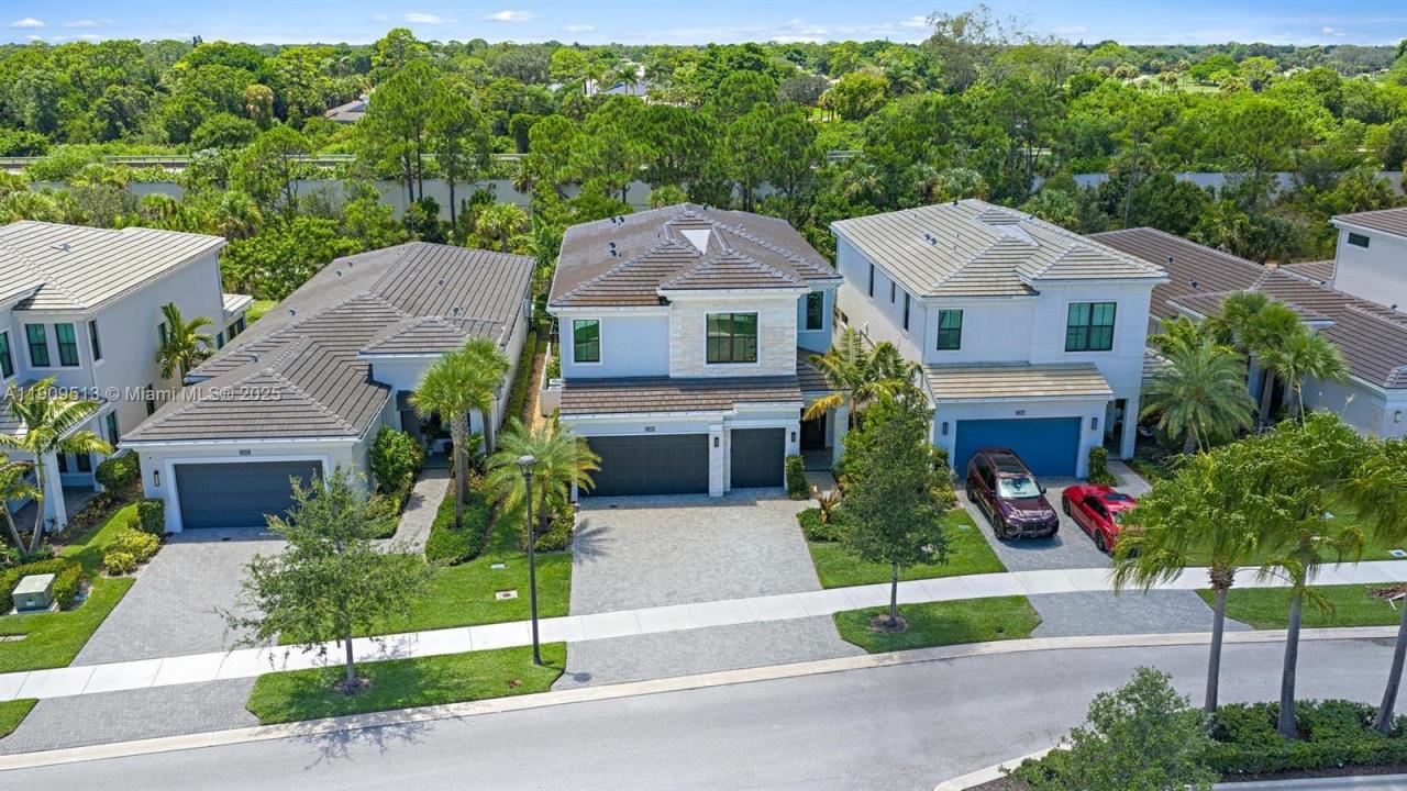 13498 Artisan Cir, Palm Beach Gardens, Флорида 33418, Соединенные Штаты