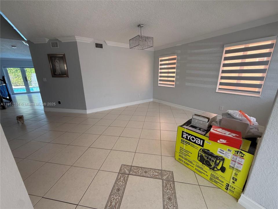 8771 NW 153rd Ter, Miami Lakes, フロリダ 33018, アメリカ合衆国