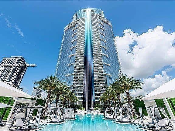851 NE 1st Ave 4204, Miami, فلوريدا 33132, الولايات المتحدة
