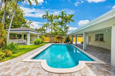 13820 SW 82nd Ave, Palmetto Bay, Floride 33158, États-Unis