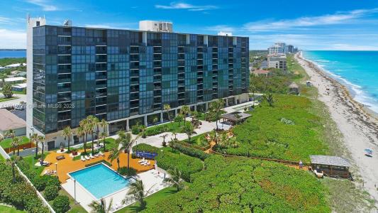 10410 S Ocean Dr 405, Jensen Beach, Florida 34957, USA