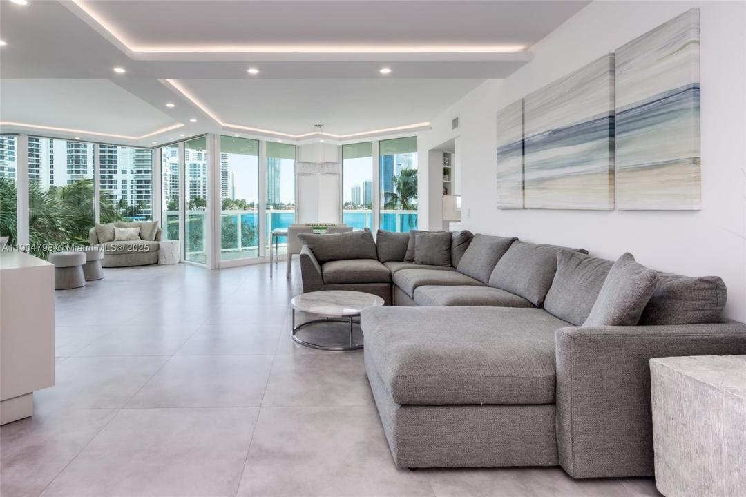 3370 Hidden Bay Dr 303, Aventura, 플로리다 33180, 미국