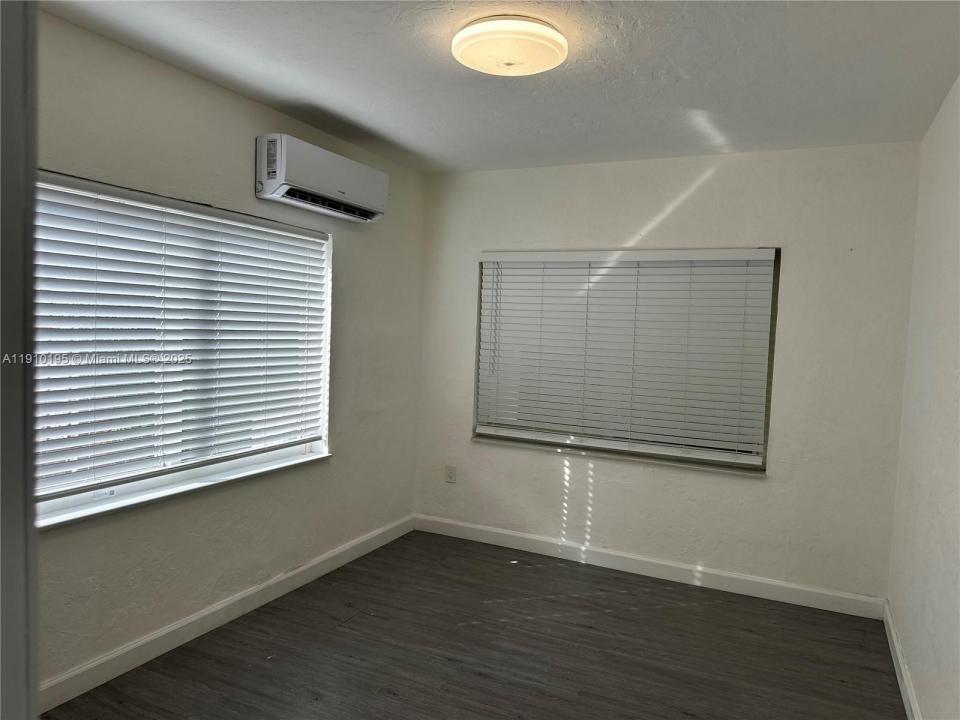 2001 NW Flagler Ter 4, Miami, Floride 33125, États-Unis