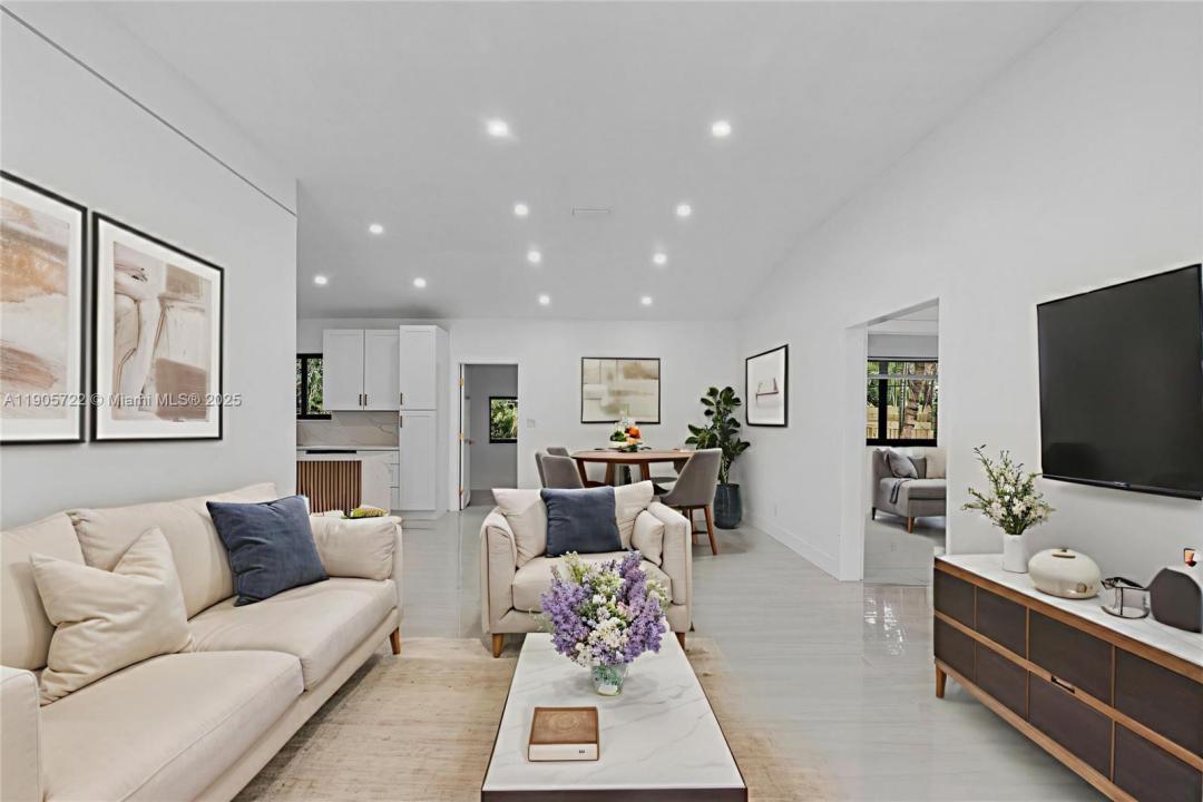 8635 N Miami Ave, El Portal, Florida 33150, HOA KỲ