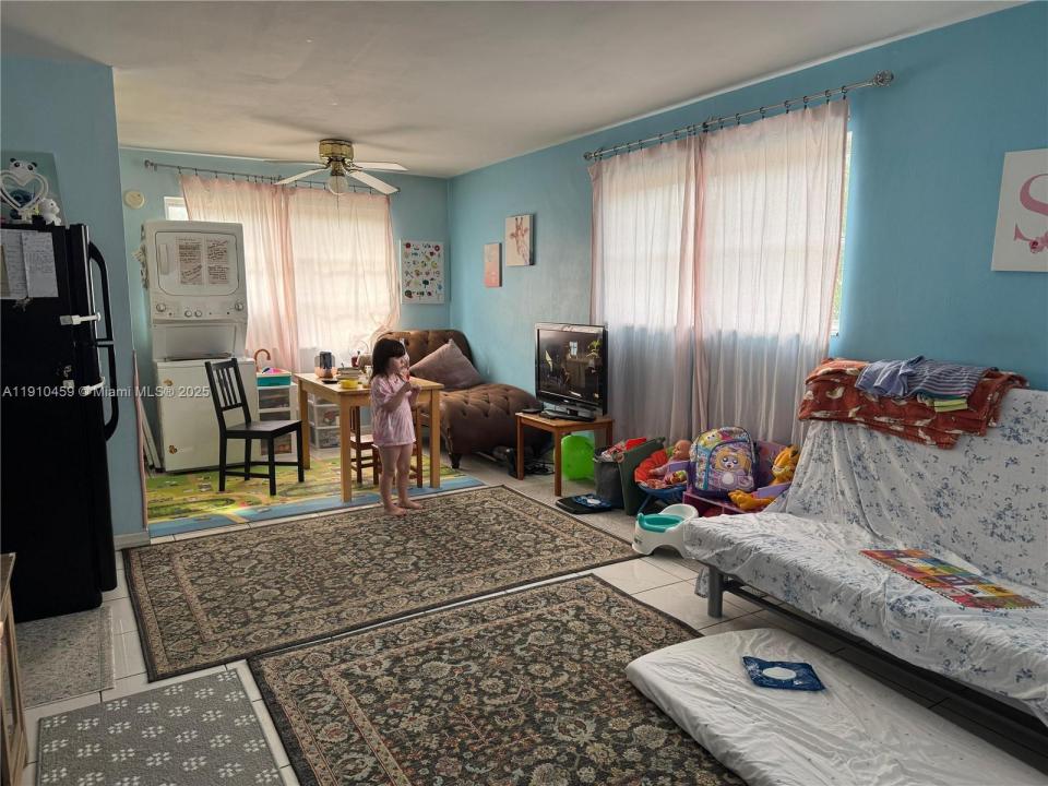 2444 Polk St 210, Hollywood, Florida 33020, Stati Uniti