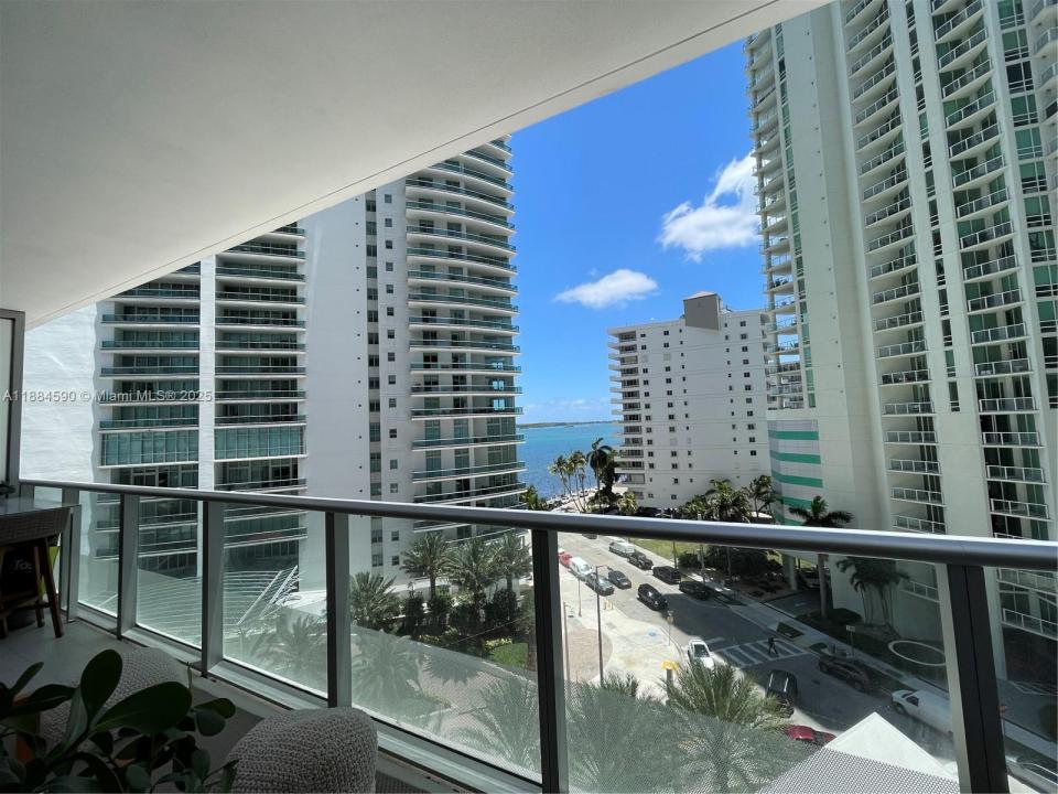 1300 Brickell Bay Dr 806, Miami, 플로리다 33131, 미국