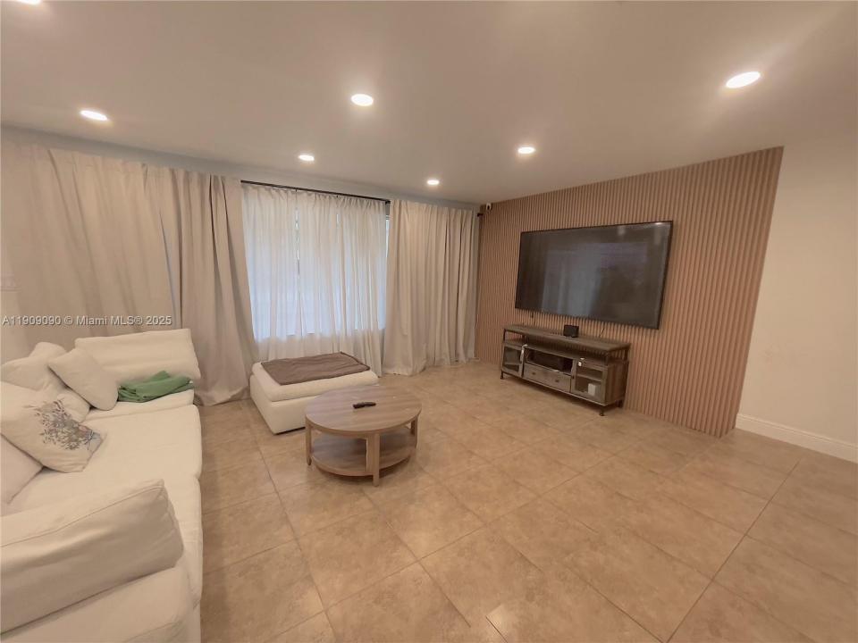 5508 Harrison St, Hollywood, Flórida 33021, Estados Unidos