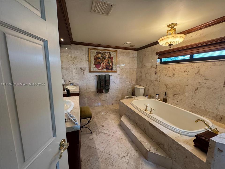 2720 Oak Tree Ln, Oakland Park, פלורידה 33309, ארצות הברית של אמריקה