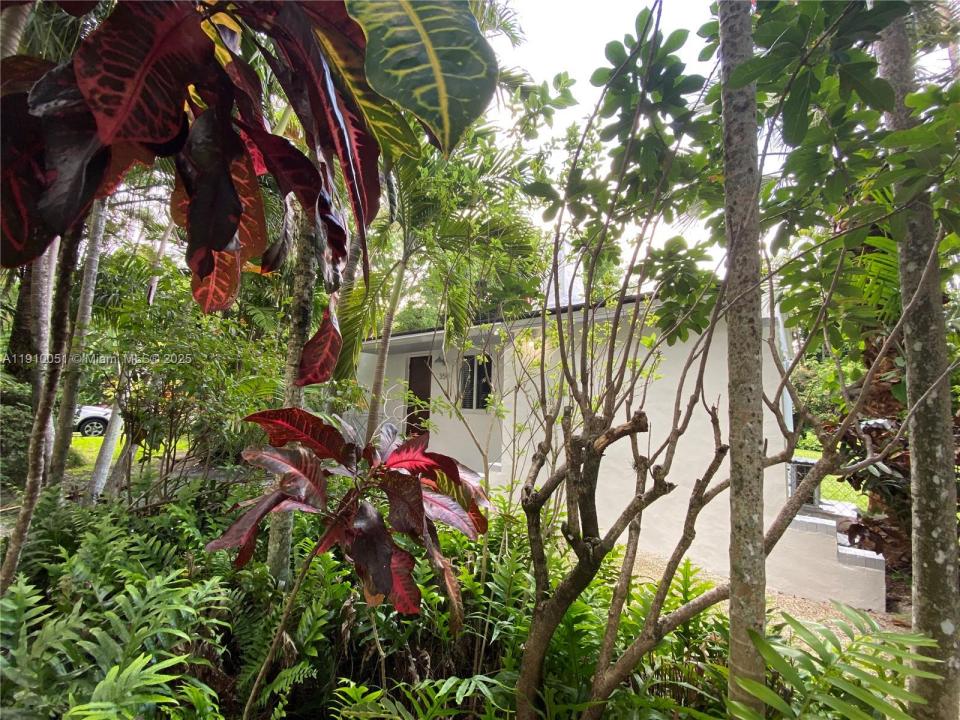 350 Hibiscus Dr 350, Miami Springs, Floride 33166, États-Unis