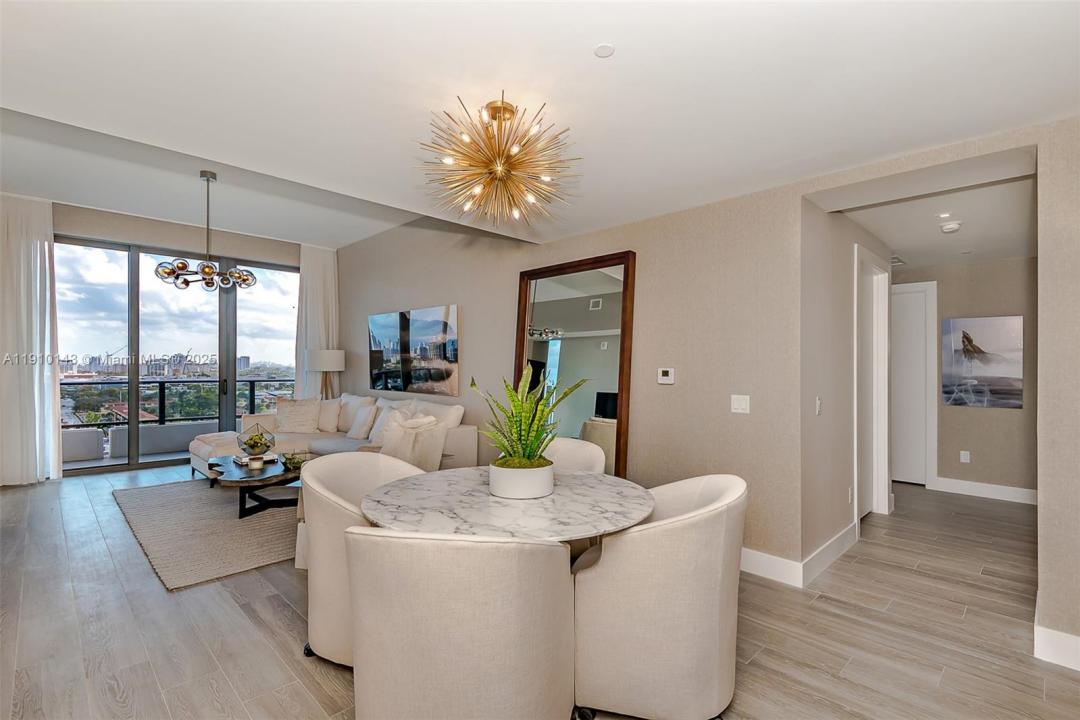 2960 NE 207th St 1112, Aventura, Flórida 33180, Estados Unidos