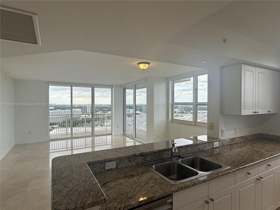 19501 W Country Club Dr 2209, Aventura, Florida 33180