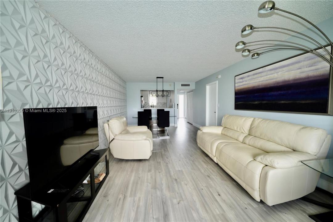 2541 Aragon Blvd 305, Sunrise, Floride 33322, États-Unis