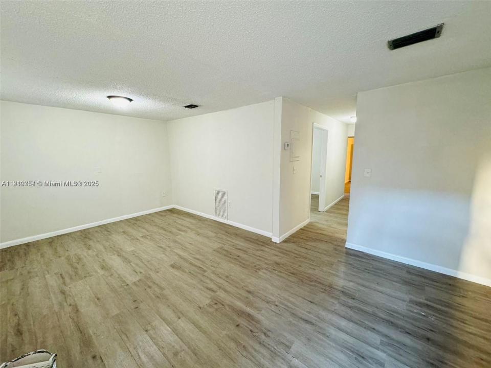10805 SW 4th St, Sweetwater, Flórida 33174, Estados Unidos