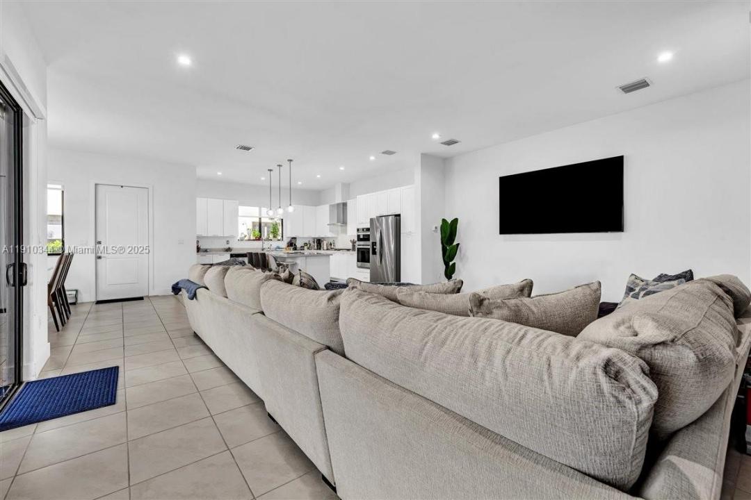 4346 NW 81st Ave, Doral, Florida 33166, HOA KỲ