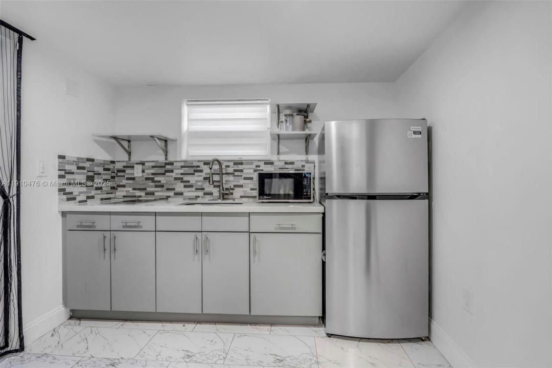 901 NW 34th Ter, Lauderhill, Floride 33311, États-Unis