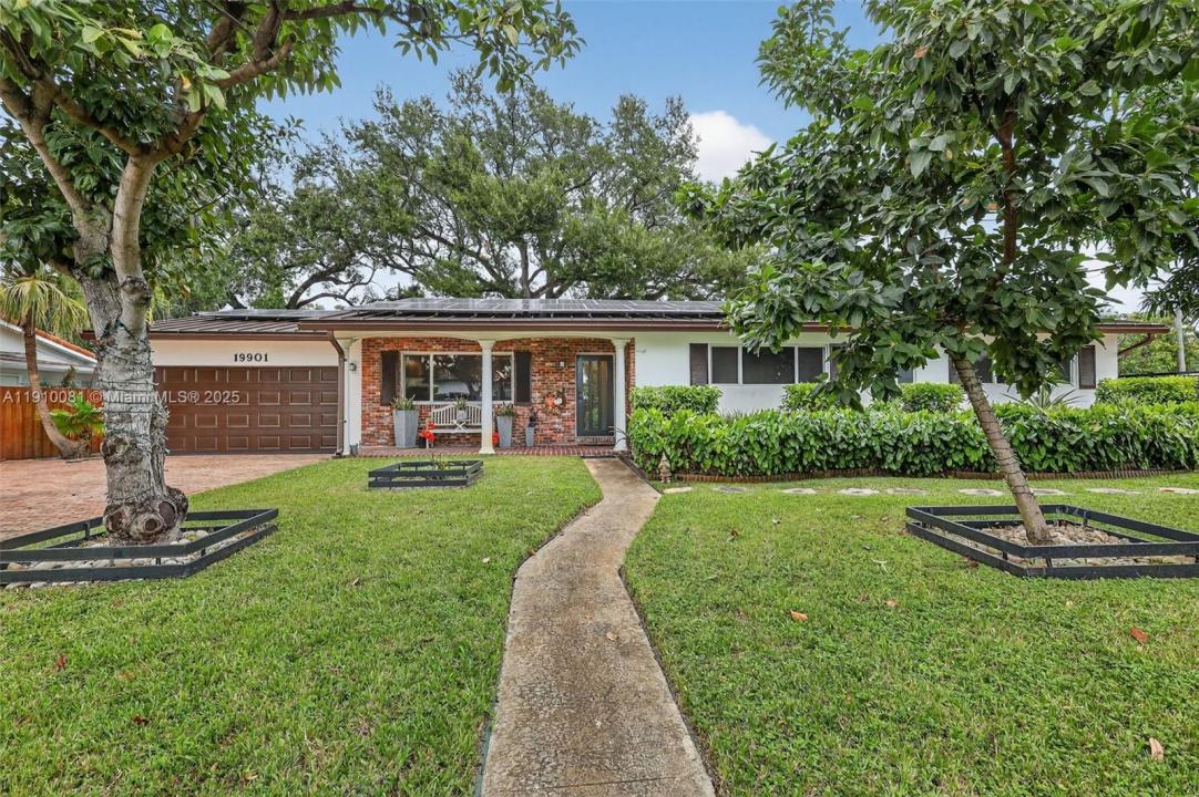 19901 NE 21st Ave, Miami, Florida 33179, HOA KỲ