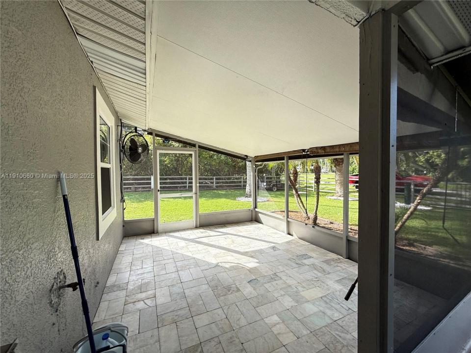 327 Mongomery Ave, Fort Myers, 플로리다 33905, 미국