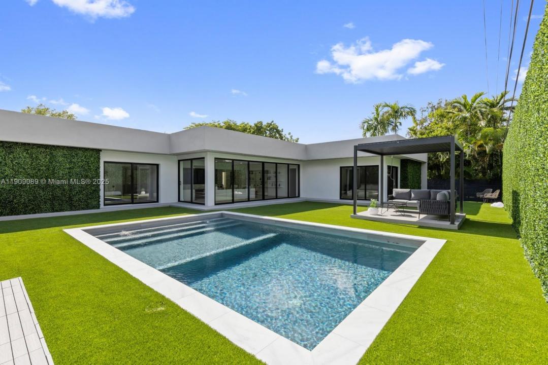 85 W Shore Dr W, Miami, Флорида 33133, Соединенные Штаты