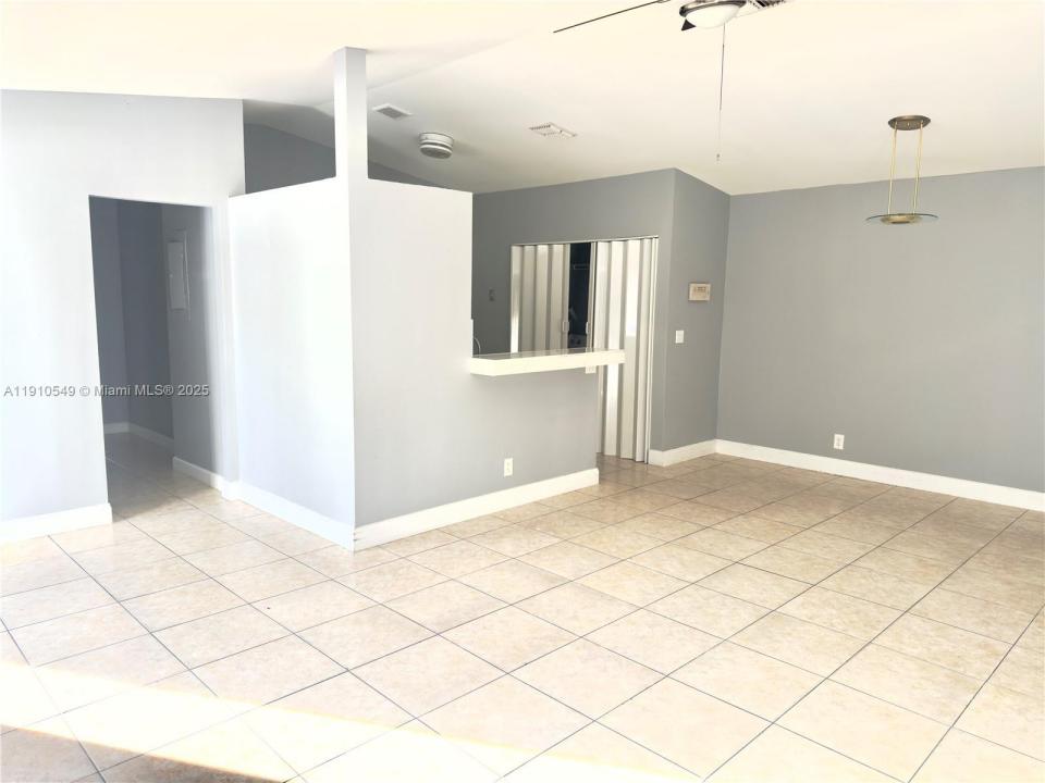 1234 SW 71st Ter, North Lauderdale, Flórida 33068, Estados Unidos
