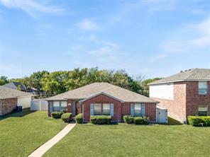 732 Meandering Drive, Cedar Hill, Texas 75104