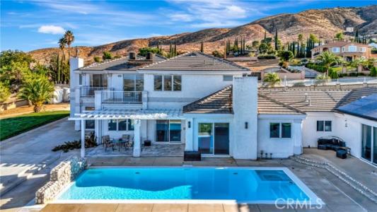 W Avenue S14, Palmdale, California 93551