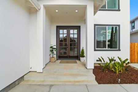 Zinnia Lane, San Jose, California 95124