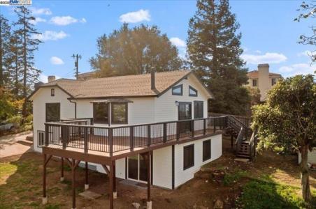 OHLONE WAY, Hayward, Califórnia 94541, Estados Unidos