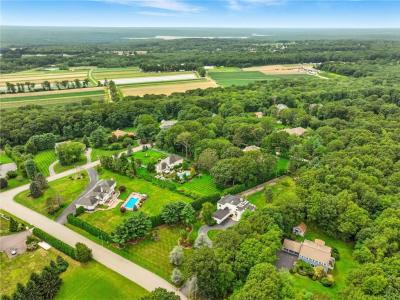 129 Valerie Court, Cranston, 로드아일랜드 02921, 미국