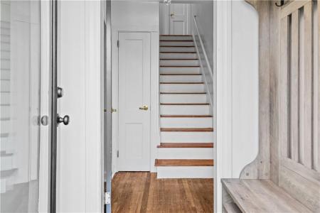 35 Hambly Road, Tiverton, Rhode Island 02878, USA