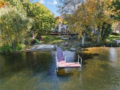 63 Shore Drive, Johnston, ロードアイランド 02919, アメリカ合衆国