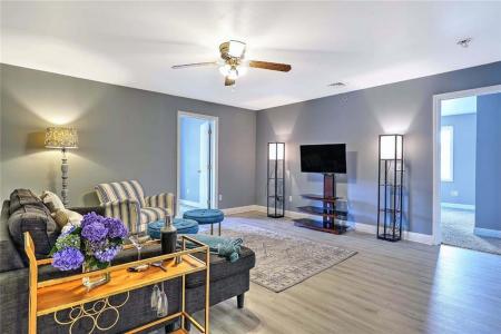 1556 North Main Street Street 7, Fall River, 메사츄세츠 02720, 미국