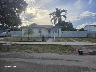 15210 NW 28th Pl, Miami Gardens, Florida 33054, USA