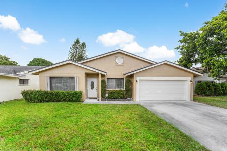 1531 SW 102nd Terrace, Parkwood Isles, Davie, Florida 33324