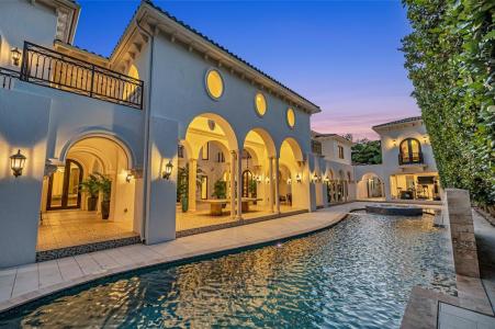 4955 SW 83rd St, Ponce Davis, Miami, Florida 33143