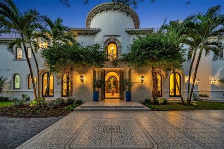 4955 SW 83rd St, Ponce Davis, Miami, Florida 33143