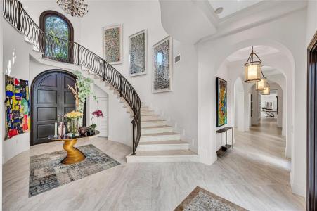 4955 SW 83rd St, Ponce Davis, Miami, Florida 33143