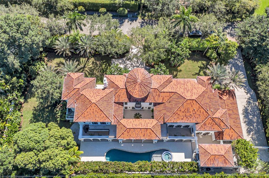 4955 SW 83rd St, Ponce Davis, Miami, Florida 33143