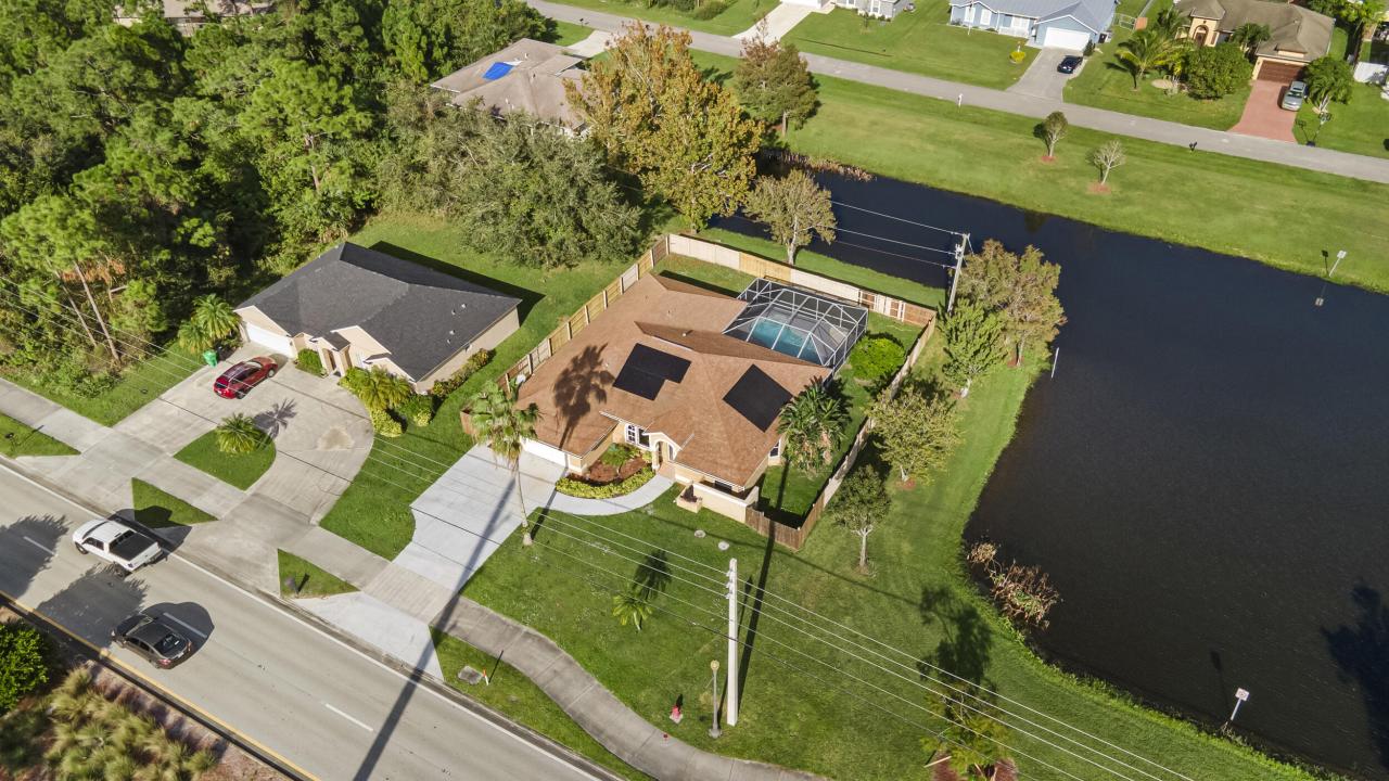 2141 SW Bayshore Boulevard, Port Saint Lucie, Florida 34984