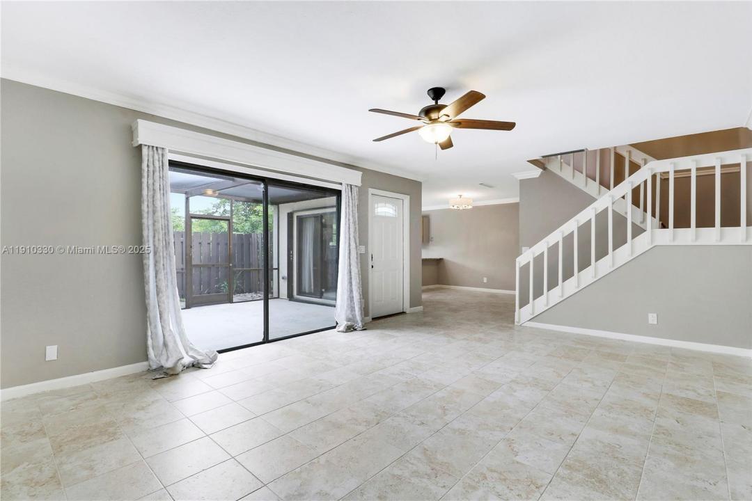 110 N Delaware Blvd 18B, Jupiter, Florida 33458